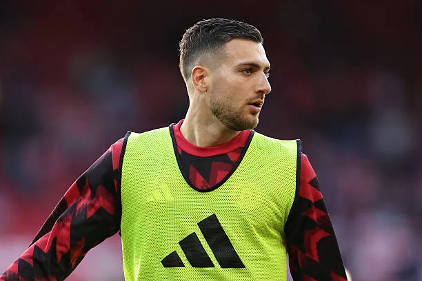 Dalot liên tục gây thất vọng trong những trận đấu gần đây