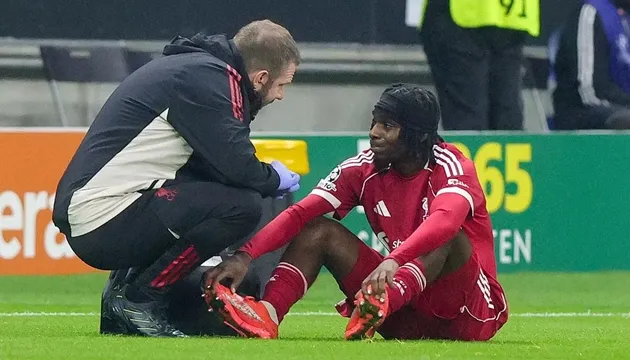 Frimpong vẫn chấn thương và sẽ vắng mặt trong trận gặp Manchester City