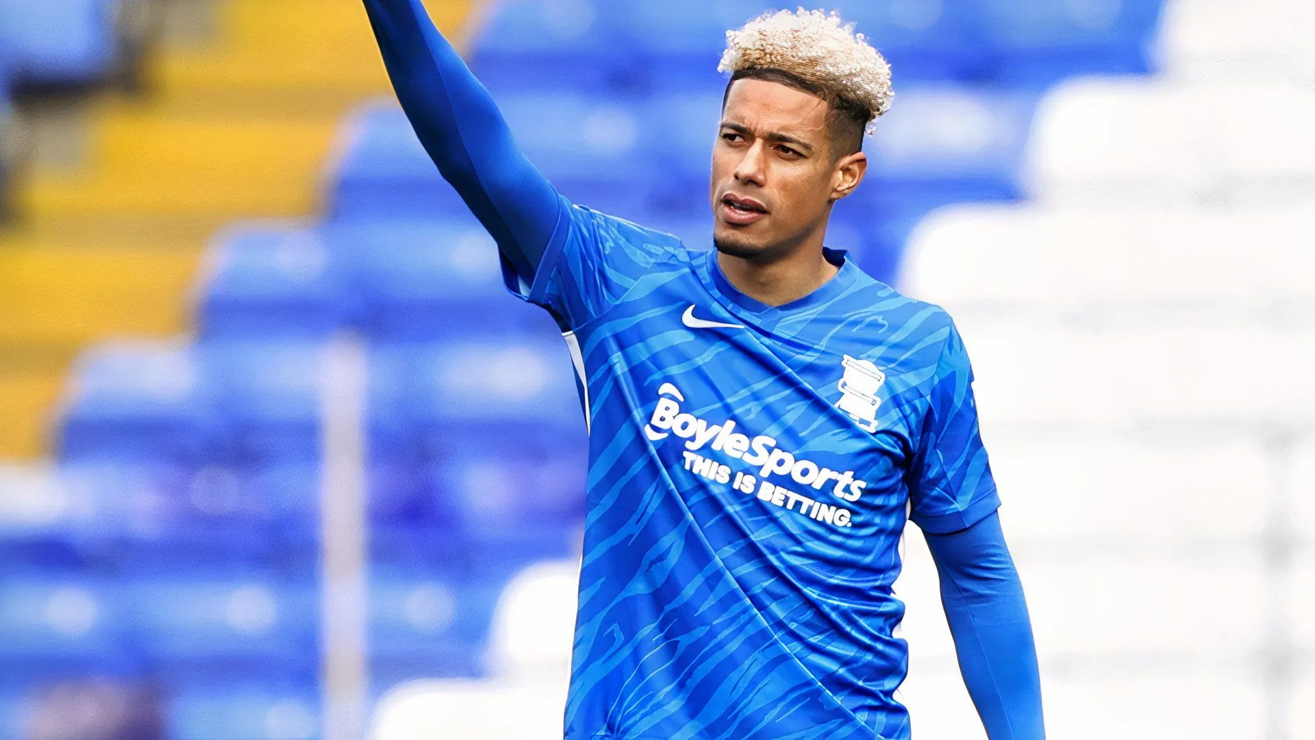 Lyle Taylor khoác áo Birmingham City - người đề xuất Holloway cho Southampton