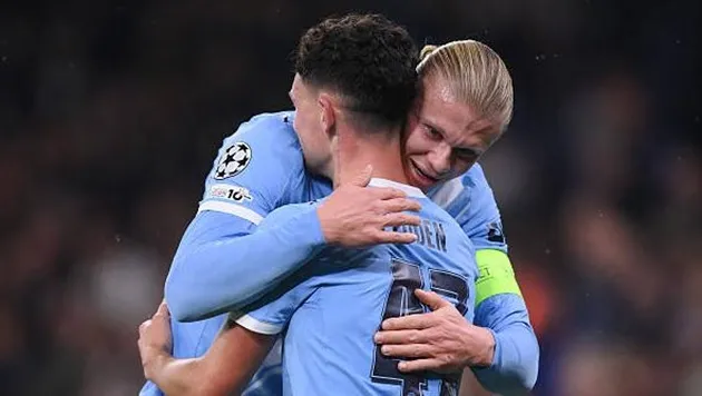 Phil Foden gây ấn tượng bên cạnh Erling Haaland trong trận Manchester City vs Dortmund